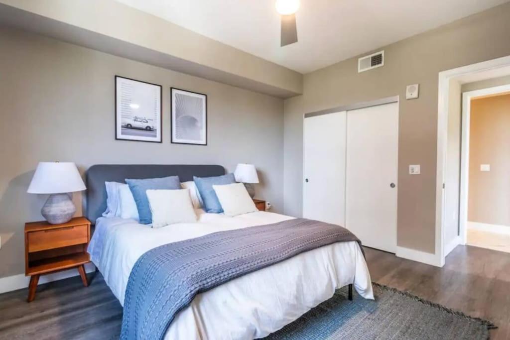 Comfortable & Spacious 2Bdr - 2Bth For 4 Guests In Hollywood Appartement Los Angeles Buitenkant foto